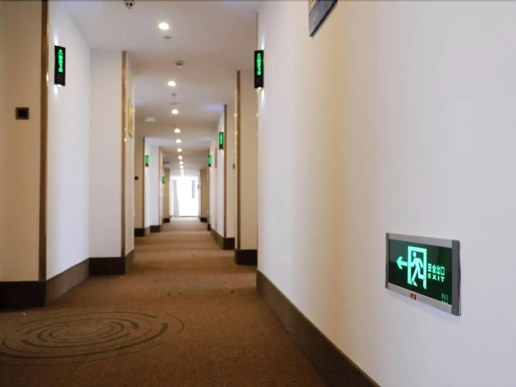 GreenTree Inn Suzhou Changshu North Haiyu Road Changhui Square Express Hotel