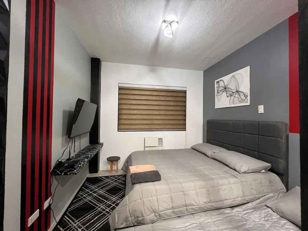 People's Condo Atria