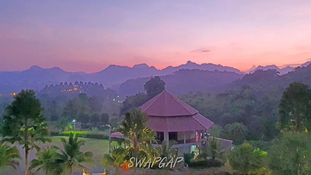 Takhun Mountain View
