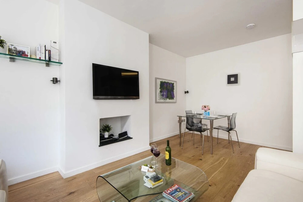 The Mayfair Cocoon - SME