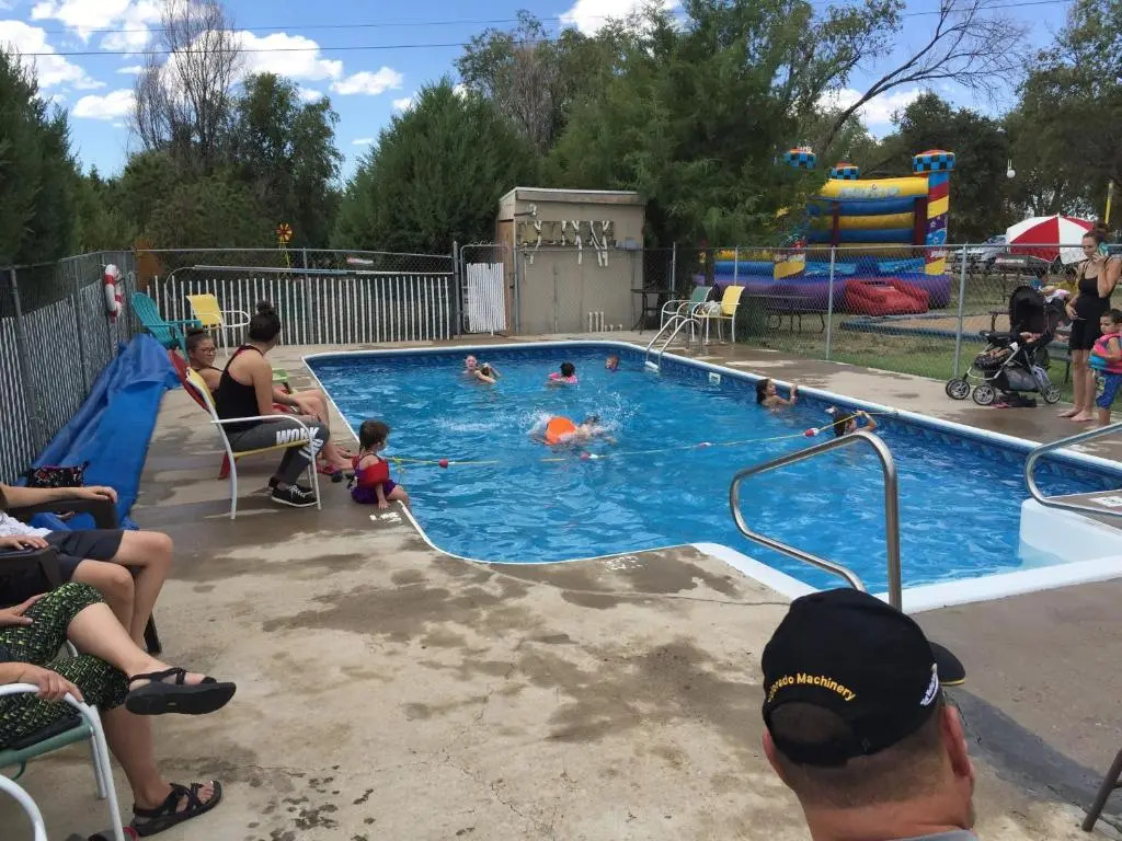 La Junta Camping & Cabins