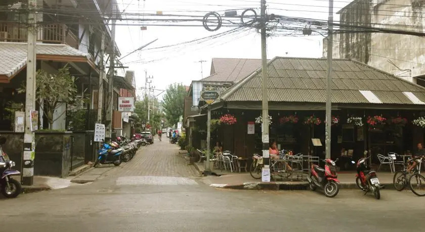 129/3 Backpacker Hostel