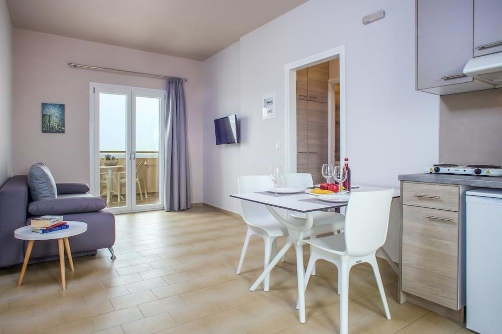 Evelyn Hotel
