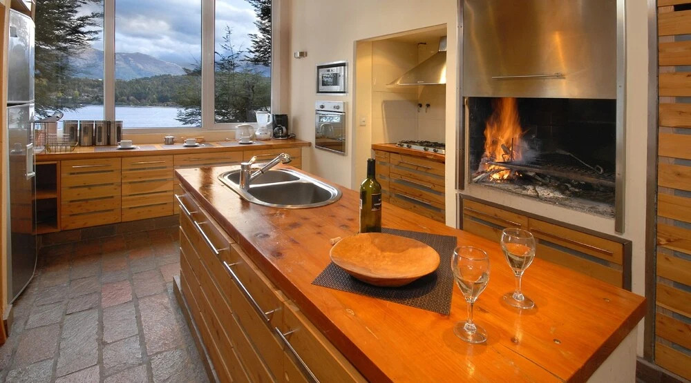 Magnificent 3Bedr Villa on the lake H47
