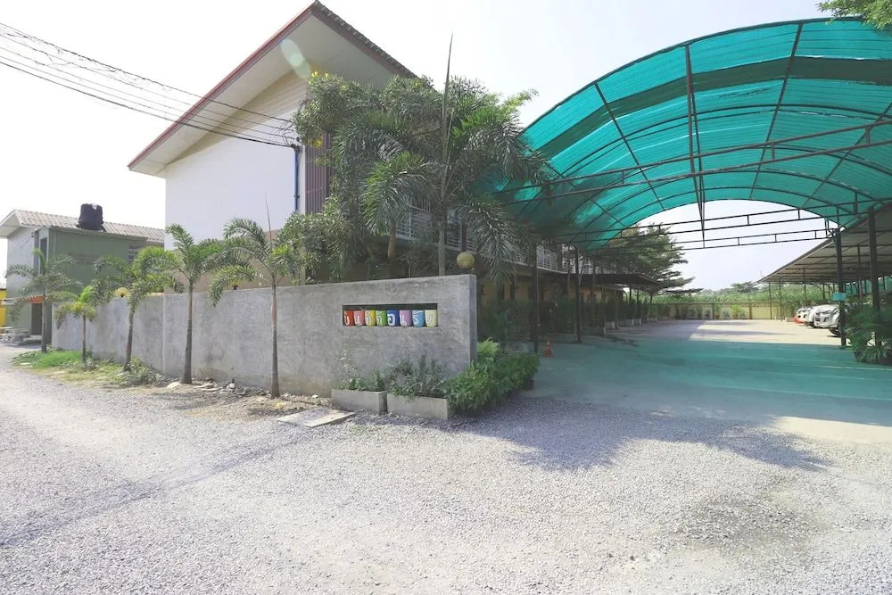 OYO 547 Happy Home
