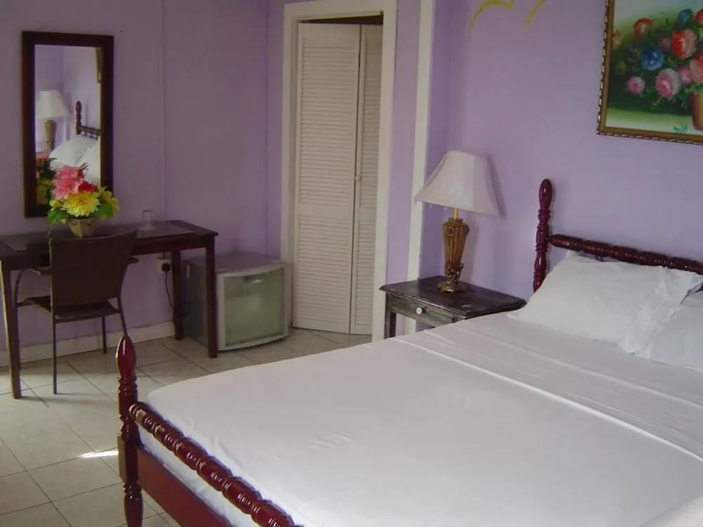 Bay Hill Apartments