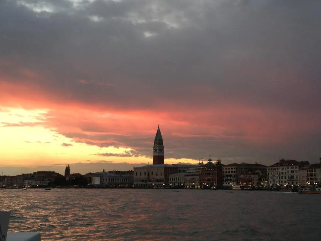 Veneziacentopercento Rooms