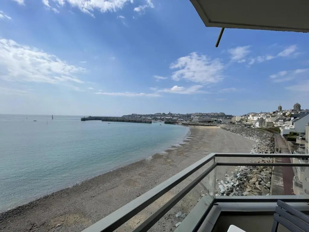 Appartement Granville, 3 Pièces, 4 Personnes - Fr-1-361-161