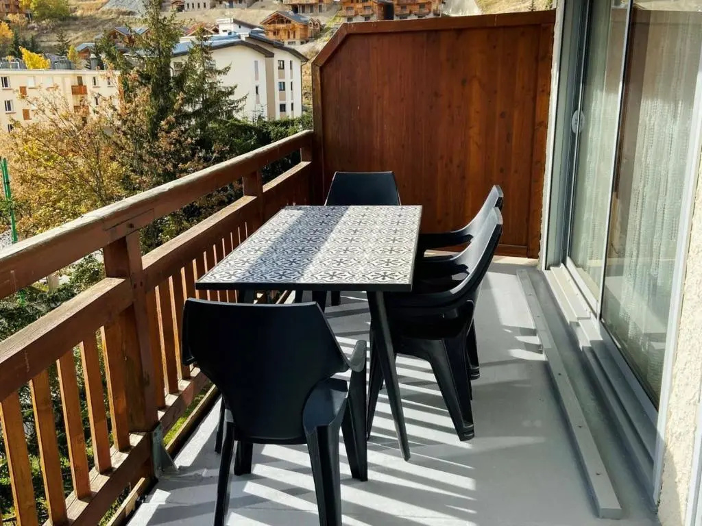 Appartement Les Deux Alpes, 2 pièces, 6 personnes - FR-1-516-10