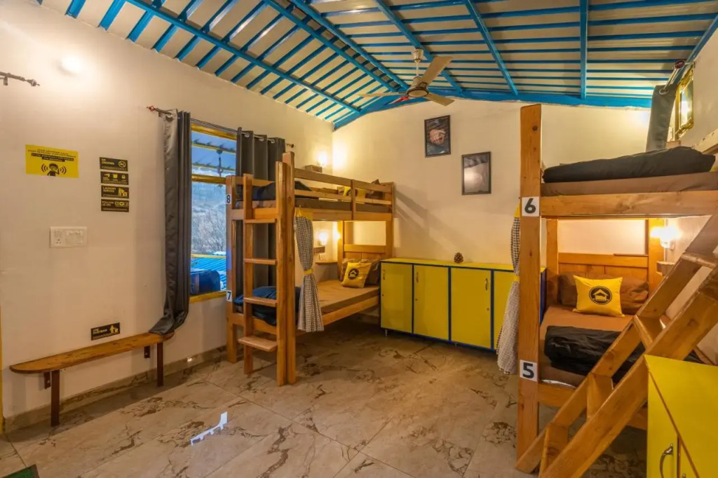 The Hosteller Mussoorie By the Streamside, Kempty
