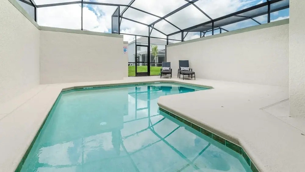 9045 Dogleg Drive