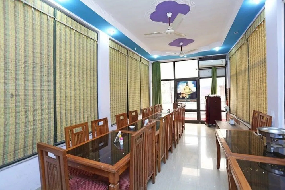 Hotel Leisure Palace
