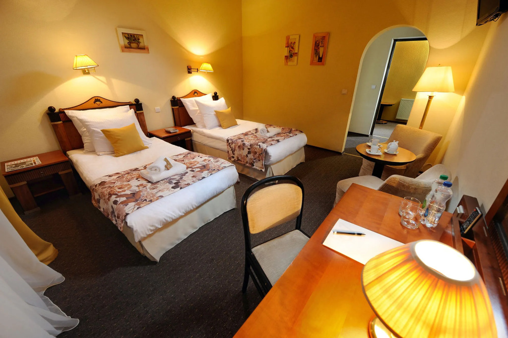 Garden Park Hotel