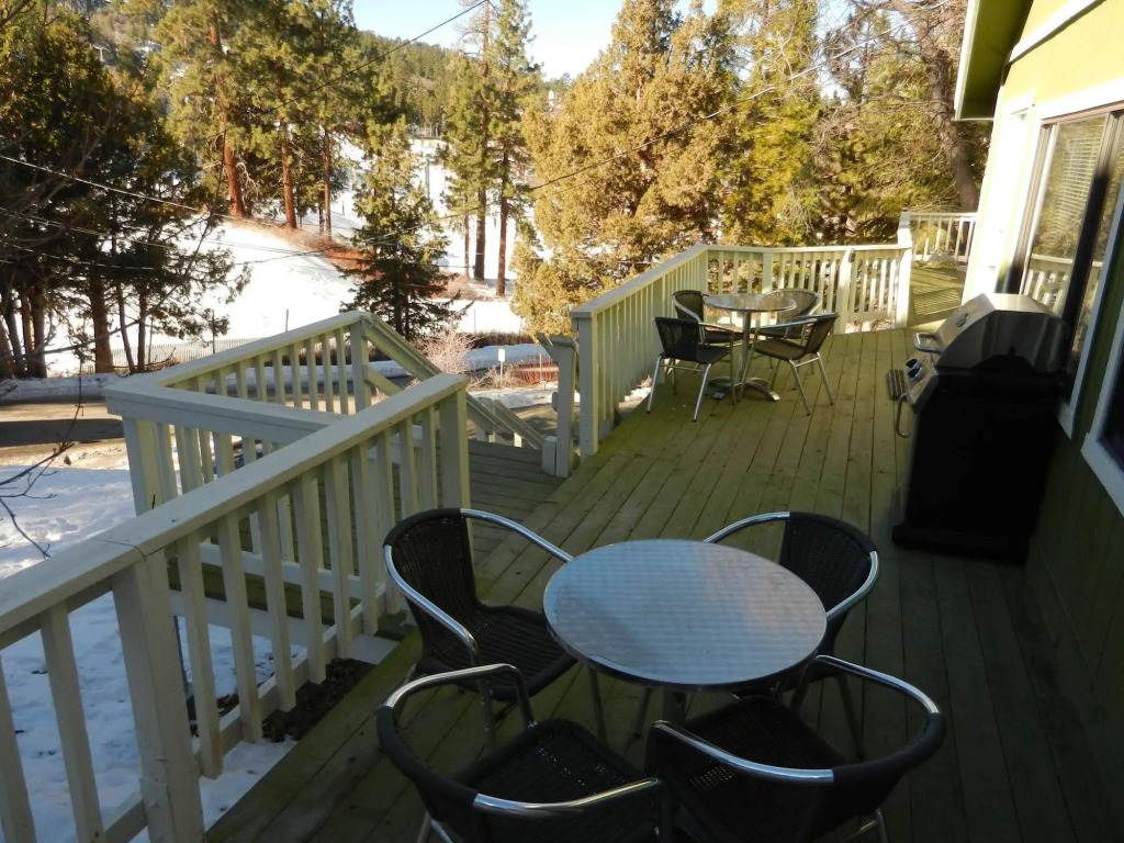 Bear Lassen Chalet