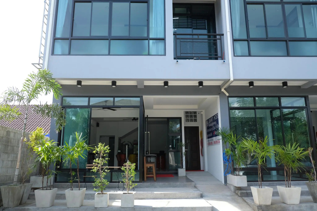 The Smart Hostel
