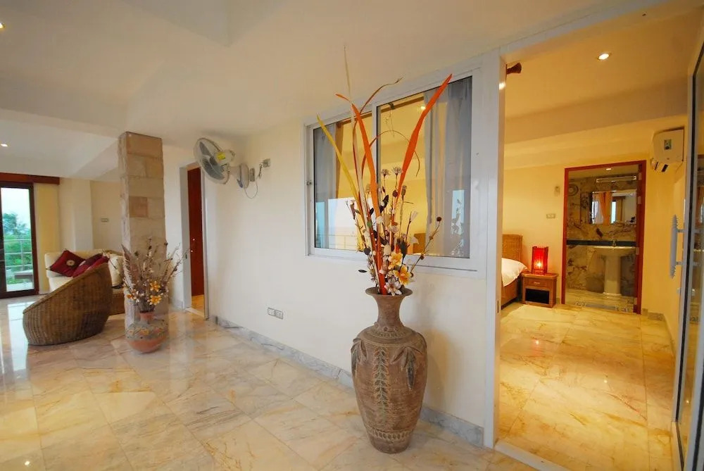 Tropical Villa 3