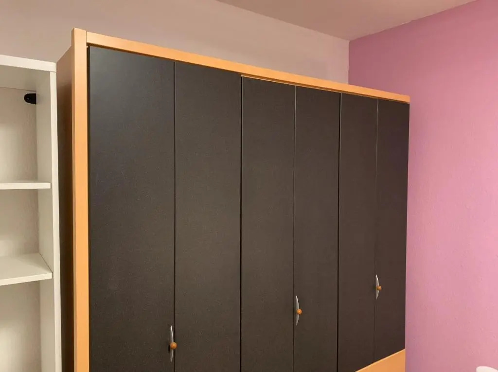 Modern 2 Rooms App with balcony, near to UN und Telekom
