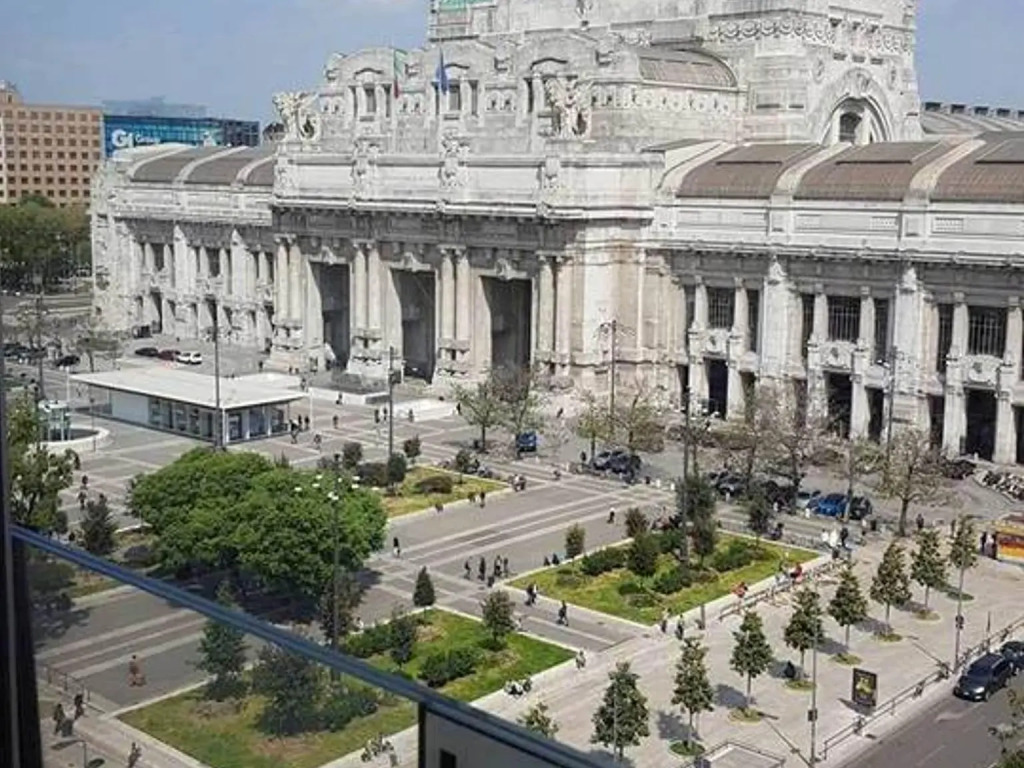 Отель iH Hotels Milano Centrale