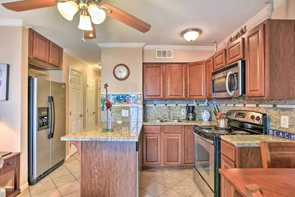 Oceanfront Corpus Christi Condo w/ Pool!
