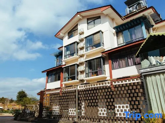 Sanqiushu Meixue Hotel (Wuyishan Yilv Yangguang No.3 Branch)