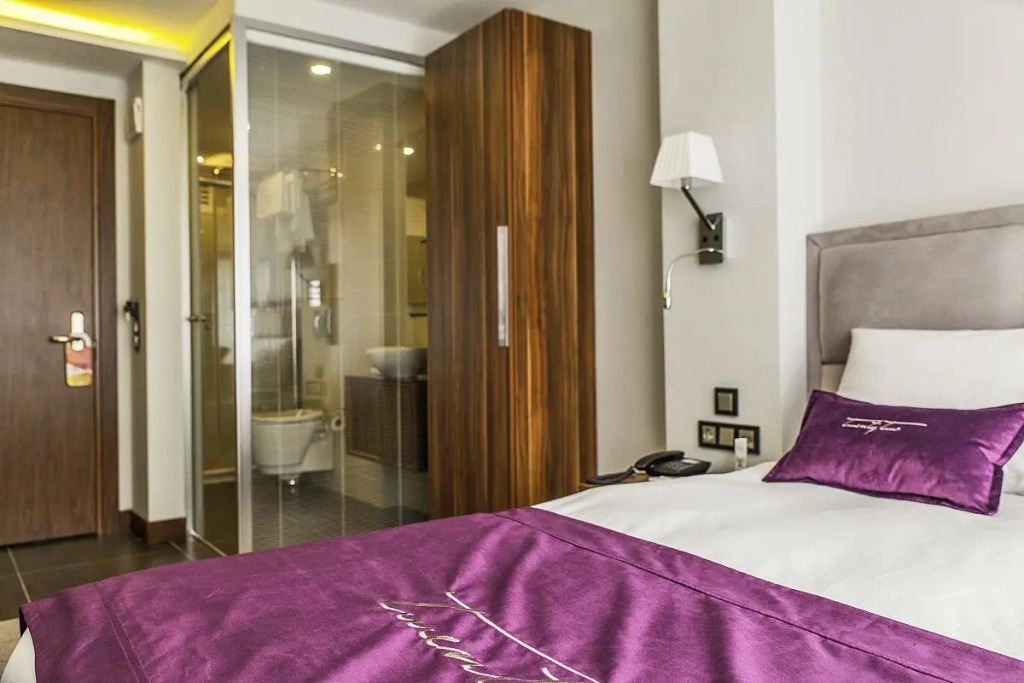 The 22 Hotel
