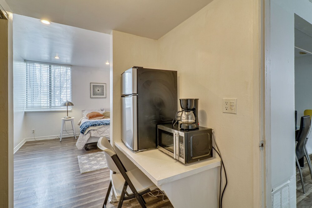 Extended Stay in the Valley: Gated & Convenient