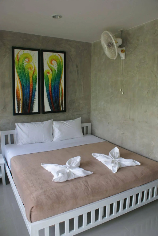 Ban's Avenue Guest House
