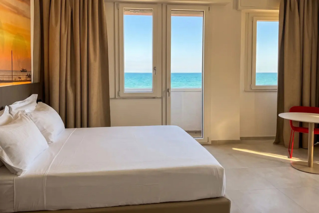 B&B HOTEL Pesaro Des Bains