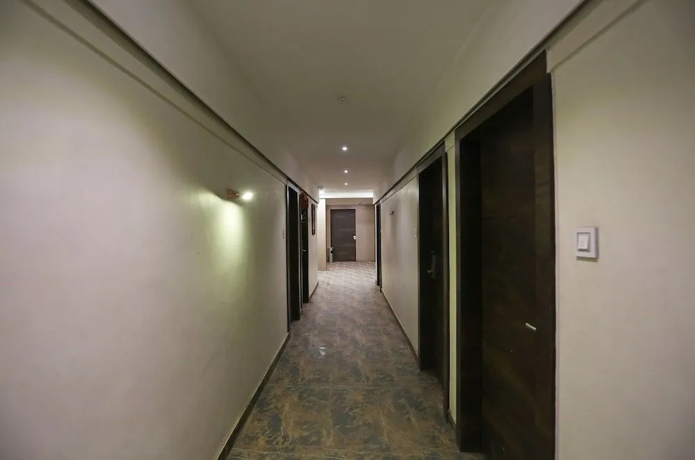 Oyo 22315 Hotel Rajdoot Gaurav