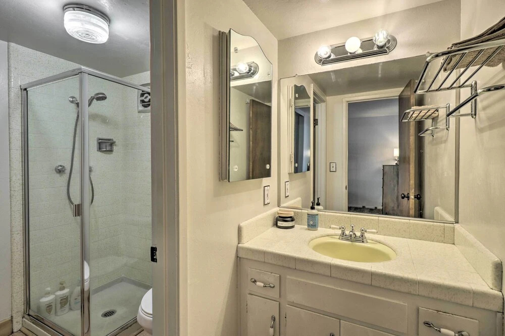 Ski and Soak Hot Tub Haven in Tahoe City!