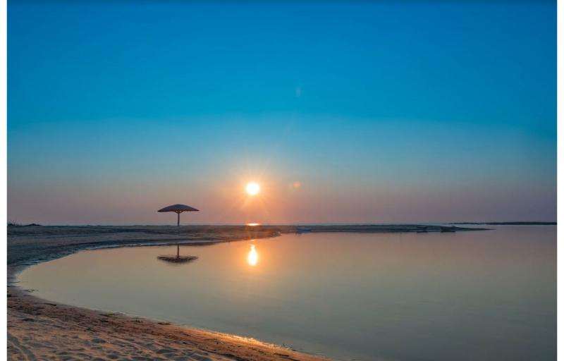 Blue Waters By Serendib