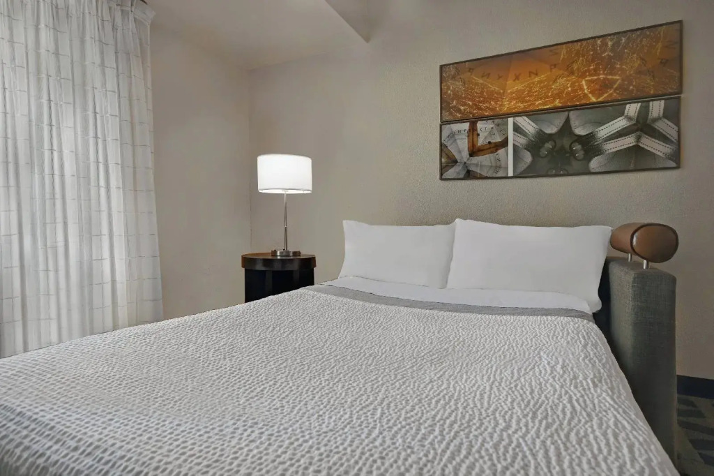 TownePlace Suites Republic Airport Long Island Farmingdale