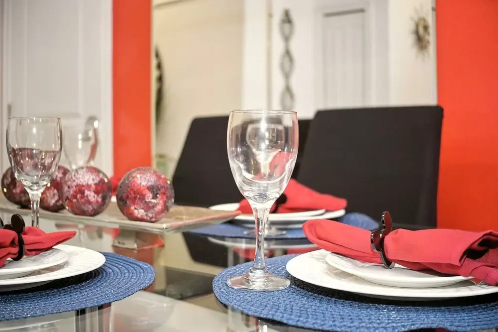 Vibrant 5BR Family Retreat in Storey Lake!