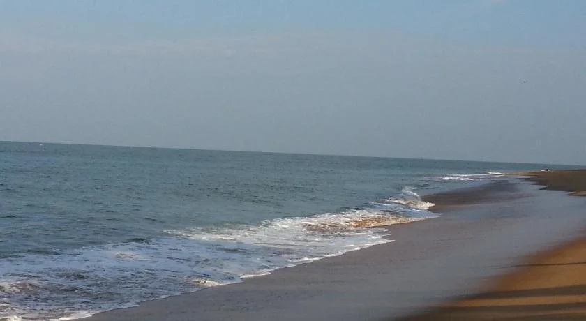 Solomon Beach Hotel