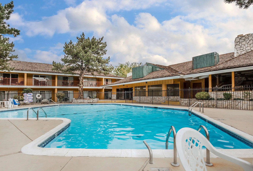 Econo Lodge Near Reno-Sparks Convention Center
