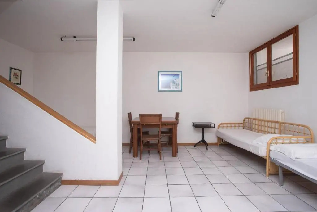 N57 - Numana, Villa Con Giardino a 200mt Dal Mare