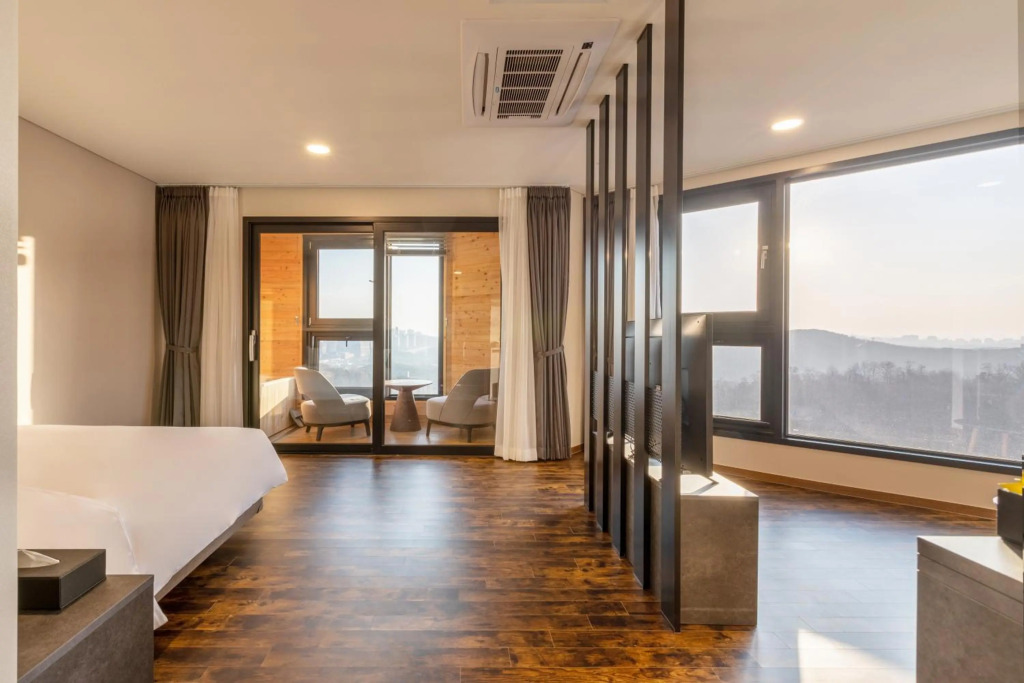 Urban-Est Hotel