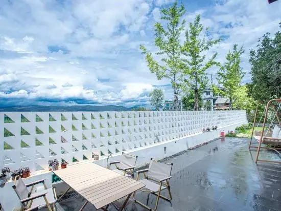 Dali Shangxia Songfeng Seaview Homestay