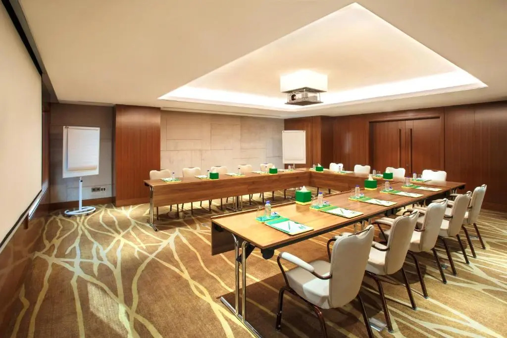 Holiday Inn Dhaka City Centre by IHG