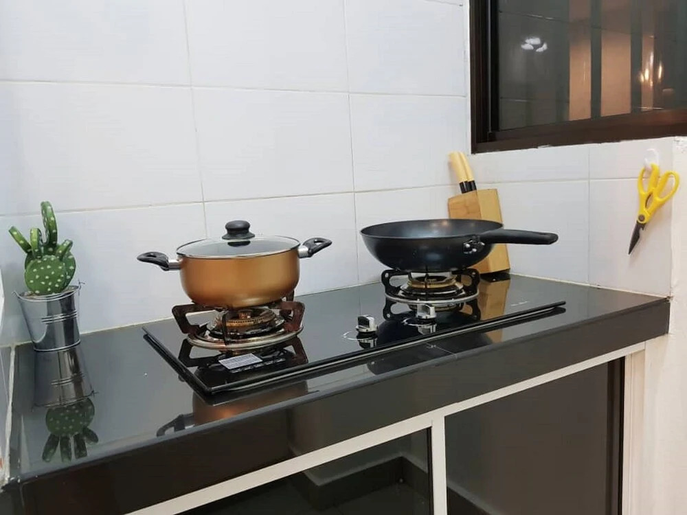 Puchong 8-12 pax Cozy Apartment IOI