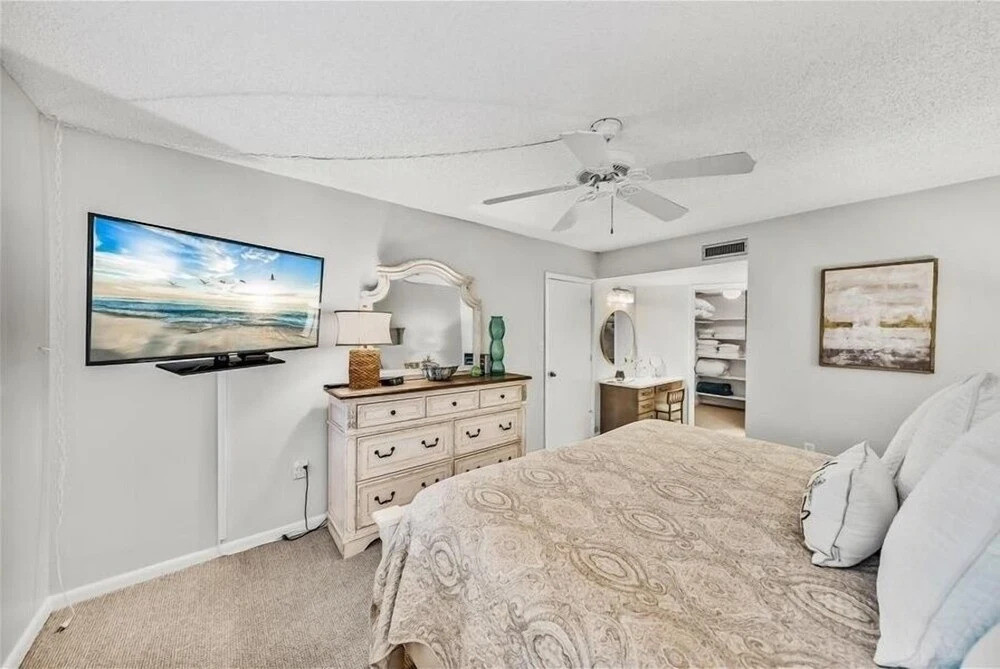 Sea Oats 243 2 Bedroom Condo by RedAwning