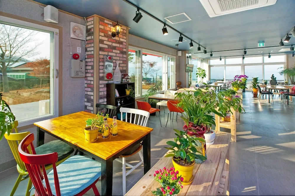 Naerimong Beach Pension