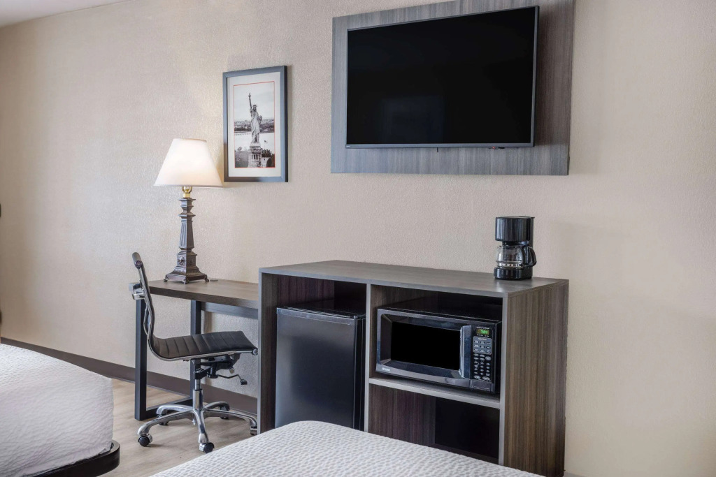 Ramada by Wyndham Rome - Verona