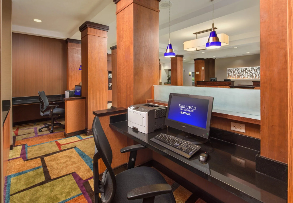Fairfield Inn and Suites Cleveland