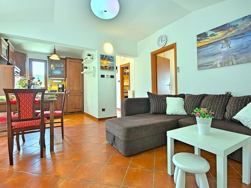 Nice Detached House on the Outskirts of Rovinj And Only 400m From the Beach