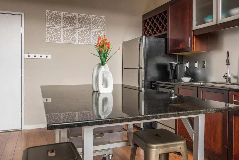 FRONTDESK 225 Portland Ave Mill District Downtown Apts