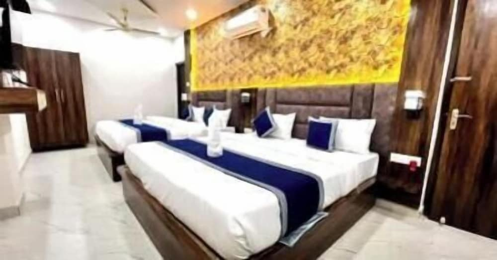 New Hotel Avni