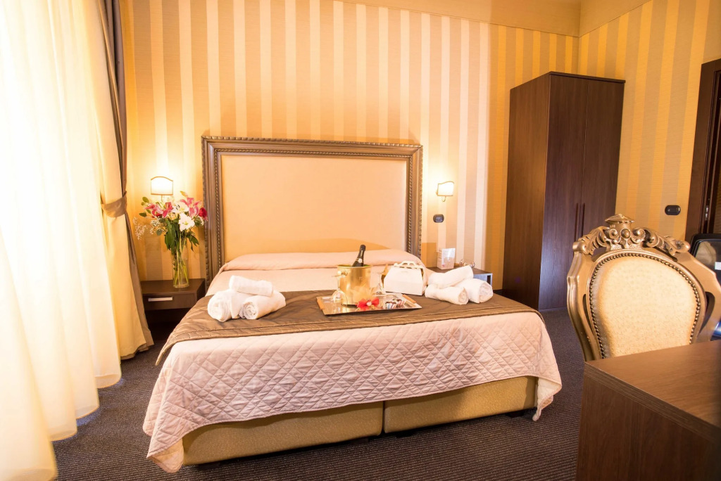 Nice Rome Holiday