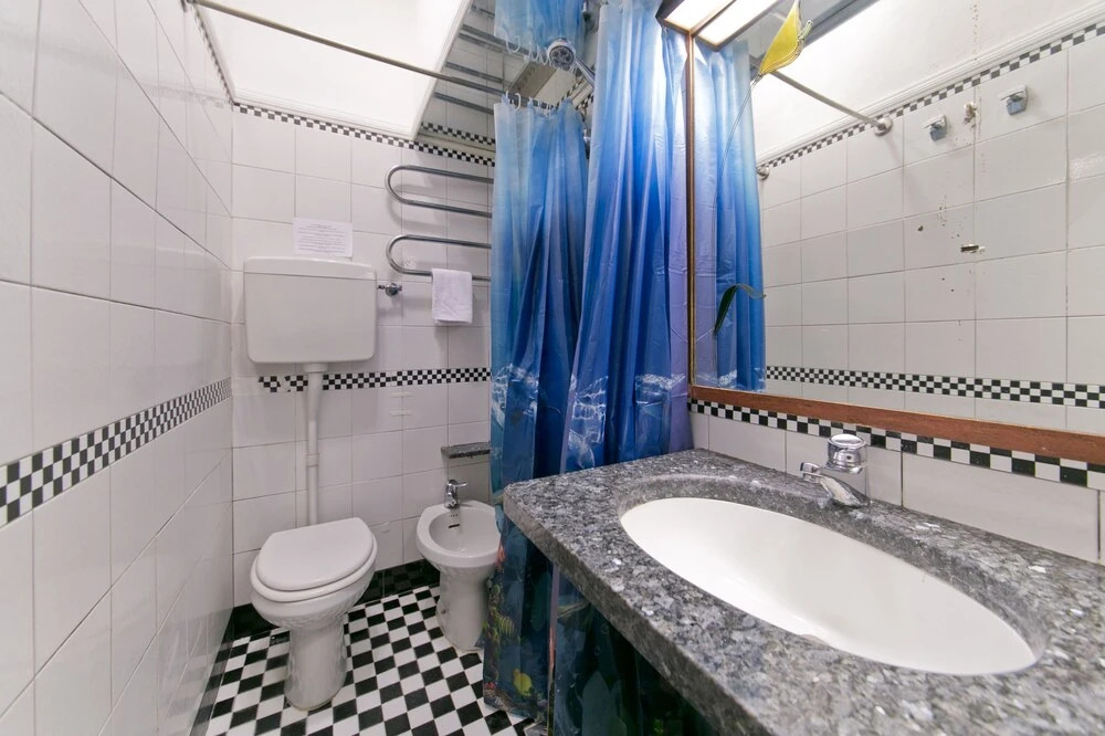 Budget San Stae House