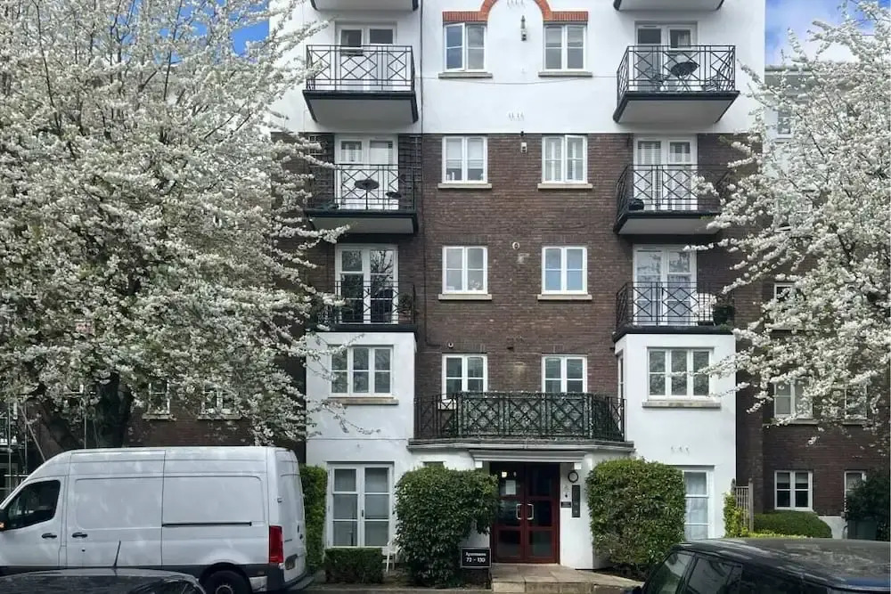 The Brompton Park Escape Bright 2bdr Flat With Patio Access